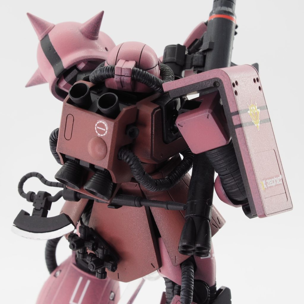 バックパックはギラ・ズールクラッカーは旧キット武器セットから