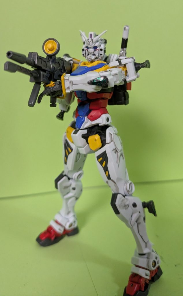 斜め横。こんな構え実際にありそう。