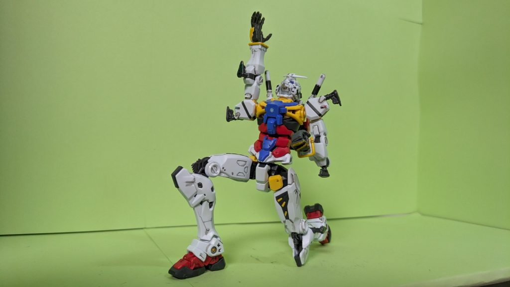 万博ガンダムの構え!