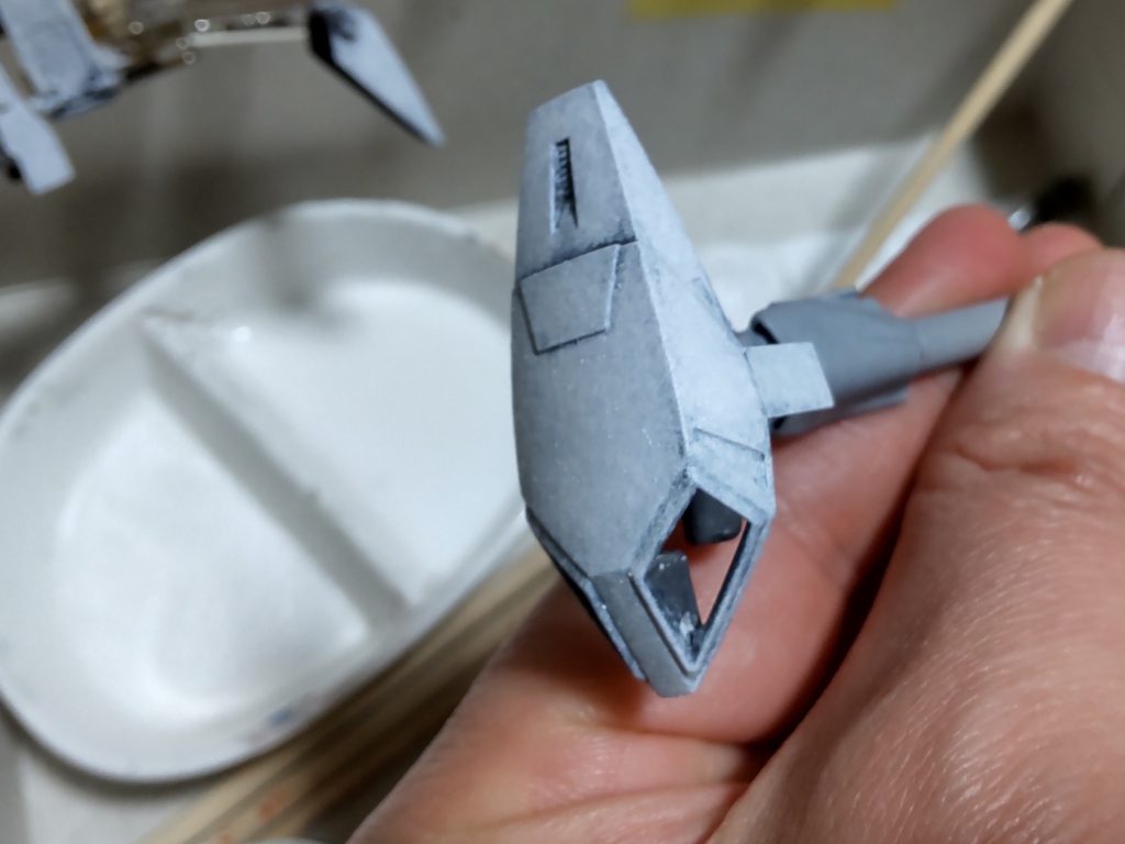 ぺしぺしワイルドに塗っていきます。