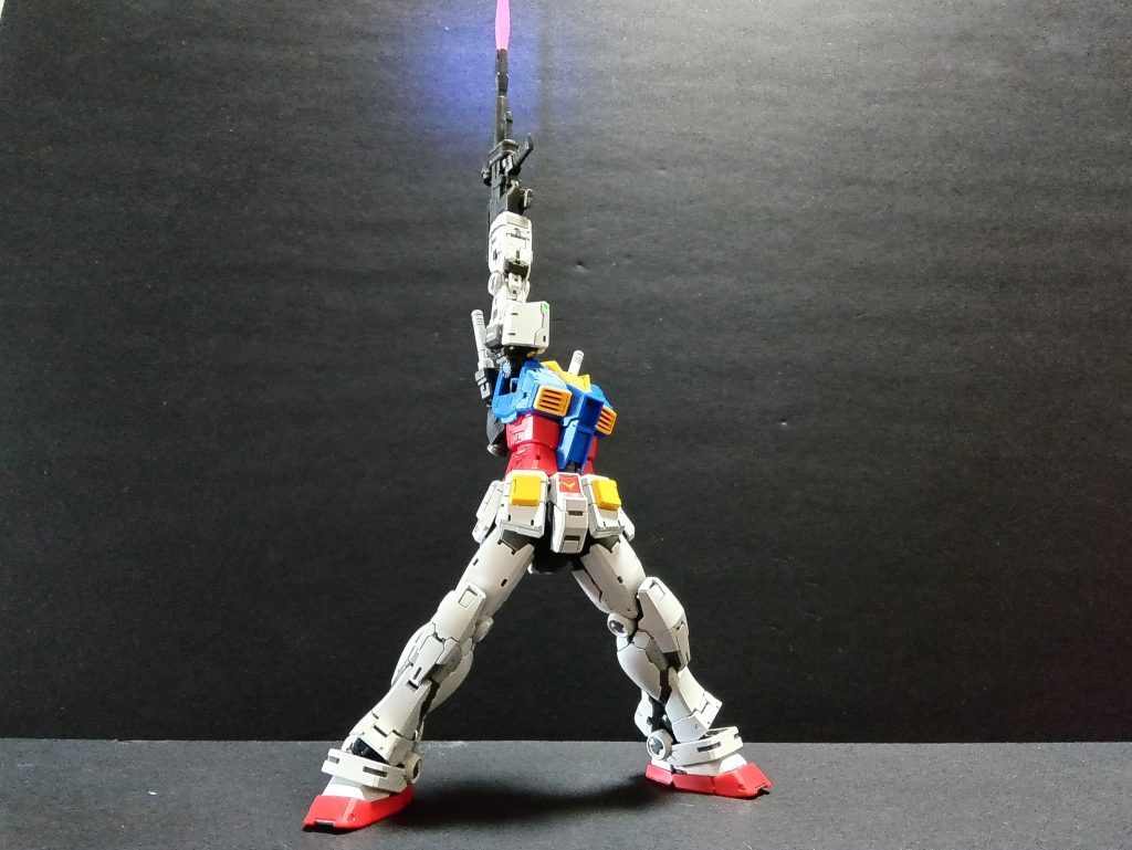 2枚目　RGガンダムVer.2.0ラストシューティングをイメージしました。