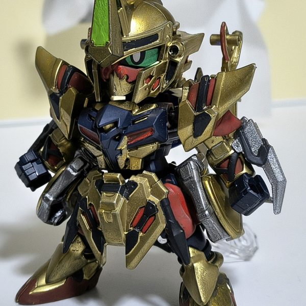 オリジナル英雄出来てきました。週末には完成させたいと思います。&nbsp;風魔百式バックパックを刻んで再構成して百式風に。青いのは並行作業の半蔵デルタプラス。こちらもバックパックをデルタプラス風に再構成しています。(風魔百式と上下逆なだけですが)どちらもモチーフは格闘ゲームワールドヒーローズより。（2枚目）