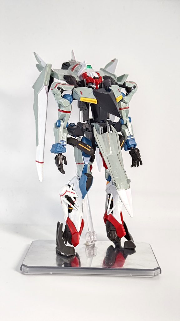 MS形態です。頭部はこっちのほうが似合うので非展開状態にしています。