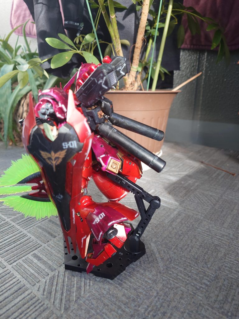 RGサザビー–3枚目/制作者：tyatora