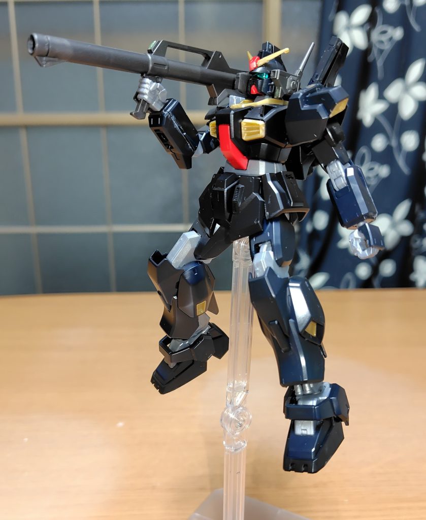 MkⅡ用のバズーカを構えの姿。