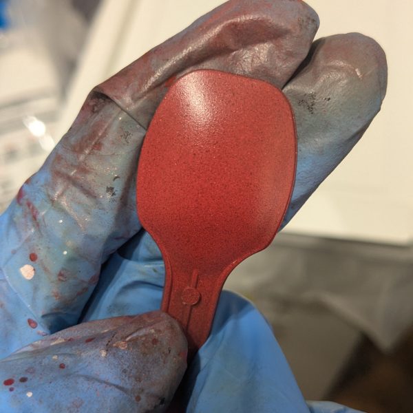 なるほど、、圧を下げると粒がでかくなる 不思議な現象だわん左 チョコレート右 あずき色 …制作が全然進みません😆信じられないぐらい色んなパターンを毎日試してはボツにしてます🤣（2枚目）