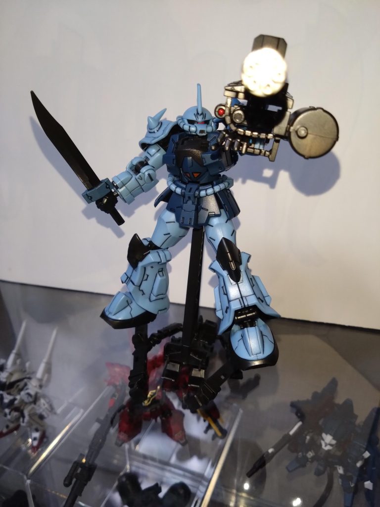 センサーはシルバー→クリアーレッドを重ね塗りしました。