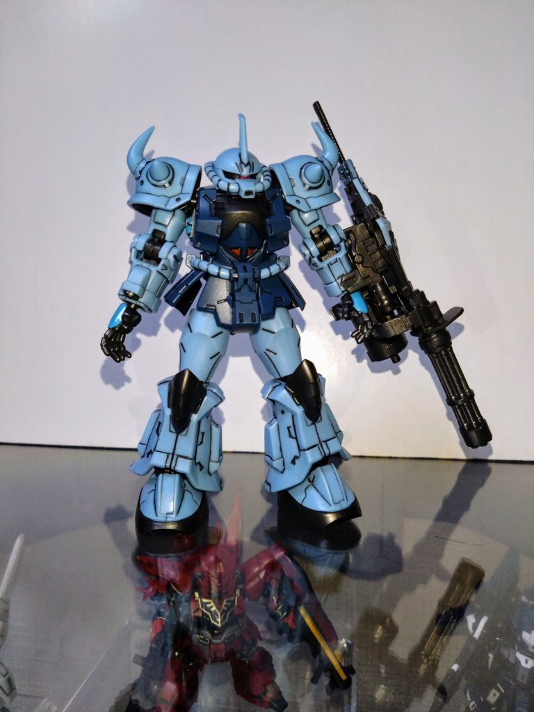 水性ホビーカラーを筆塗りで部分塗装し、半光沢トップコートで仕上げました。