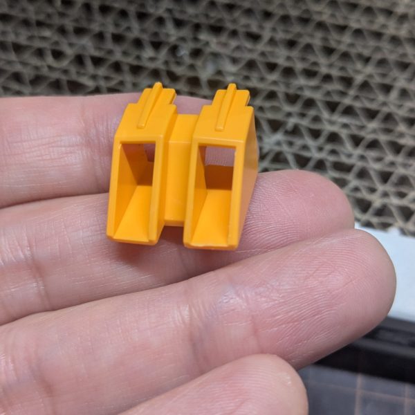 ←ビフォー→アフター&nbsp;バーニアのフチがちょっと気になって思わず削り込んでしまった🤣手間かかるんだからやらなきゃ良いのに🤣&nbsp;…ジムのエッジ出しで失敗しまくったおかげか、なんだかキレイにできてる気がします😊（3枚目）