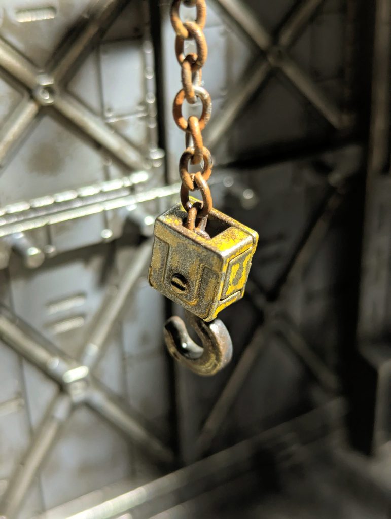 1日中ドライブラシしてました。。あまりの物量に対して、思わず細◯川師匠にラクガキしたりマンガ読んだりして心を穏やかにさせました(zaku-kao8)八雲のチッピングとラストで錆々に✨