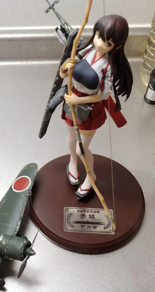 一航戦の誇り、お見せします!航空母艦◯赤城も応援に駆けつけてくれました。鮮やかで燃えるような赤ですねヽ(´エ`)ノ