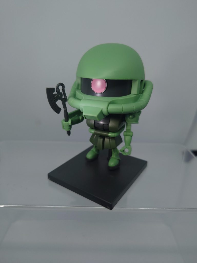 ちょこんとしたヒートホークも可愛い！この頭大きいのが可愛さを出してますね( 💓∀💓)実はこの後ヒートホークが折れてしまい…(´；ω；｀)急いでくっつけました(￣▽￣;)