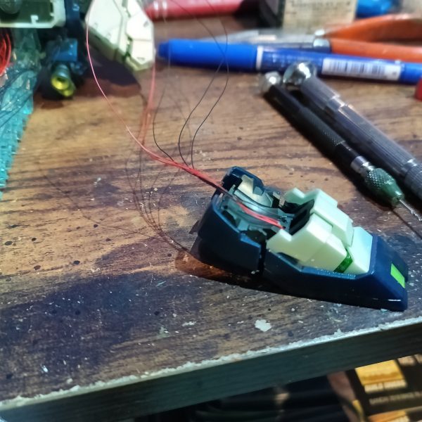 今回は台座を使うので足首からのスタートです☝️（7枚目）