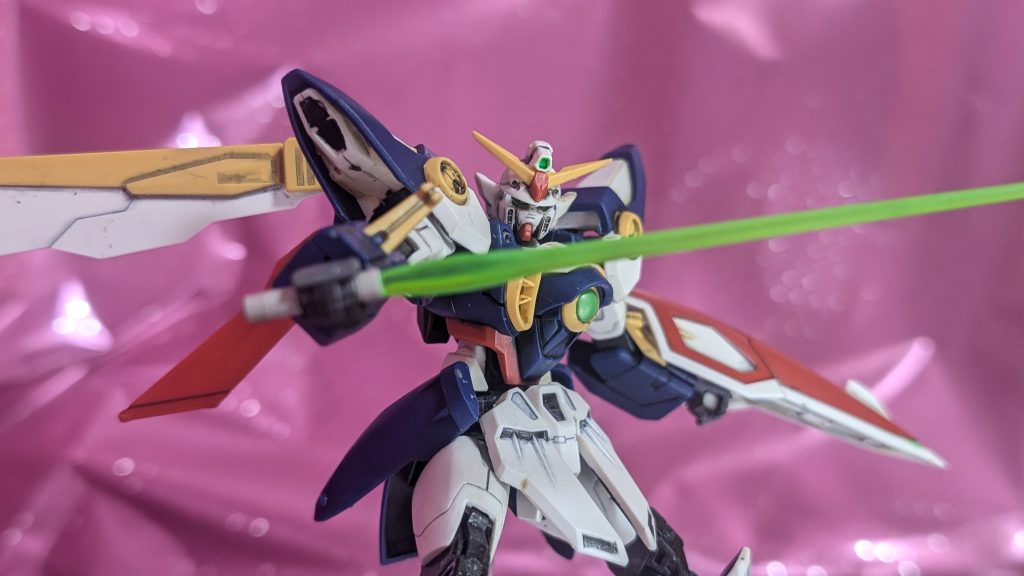 ビームサーベルは付属してないので、ビームサーベルは他のキットより、ビーム刃はHGザウォートから流用です。