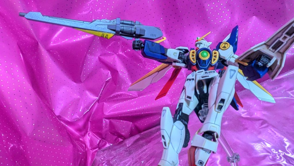 「ターゲット確認!!」個体差なのか関節部は硬いけど、肩アーマーや股関節はポロリしやすいです💦