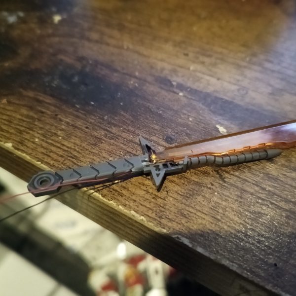 暇な訳ではありませんが😅気になってたRE/100のイフリート改始動です‼️💦君は年内に終わらせる事が出来るだろうか…🤣💦（4枚目）