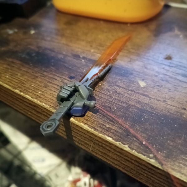 暇な訳ではありませんが😅気になってたRE/100のイフリート改始動です‼️💦君は年内に終わらせる事が出来るだろうか…🤣💦（5枚目）