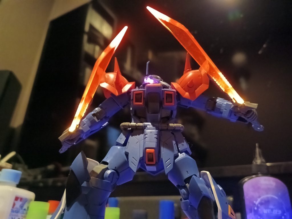 ヒートサーベル、イイ感じに光ってます‼️😁👍