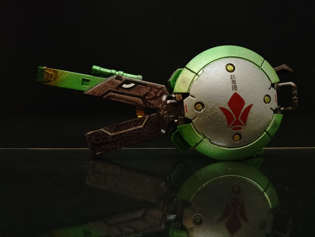 流星号を模したアイペイントを施した展開式電磁投射砲。ノルバ·シノに習い「ギャラクシーライフル」と俗称が付けられている。ラフタが生存していた場合眉毛が描かれていたかもしれない···。