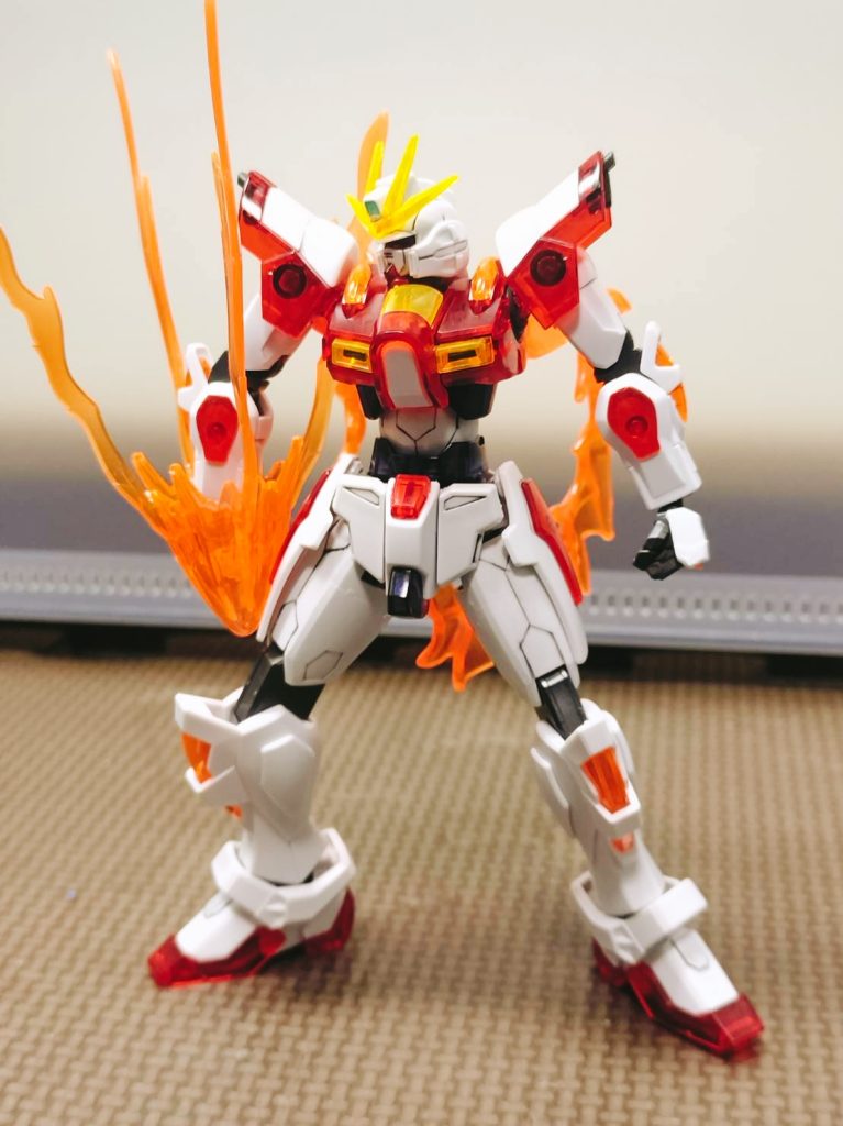 先日、この1年使い倒したニッパーが壊れて、バンスピのビルドアップニッパーを新調したのですが、握力ゼロでもゲート処理できますね。