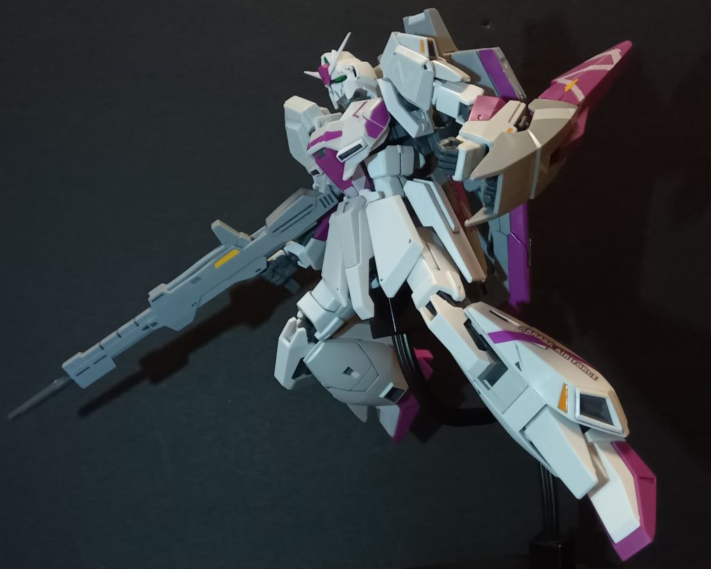 4枚目　HGZガンダム3号機(初期試験型)MGの箱絵っぽく。