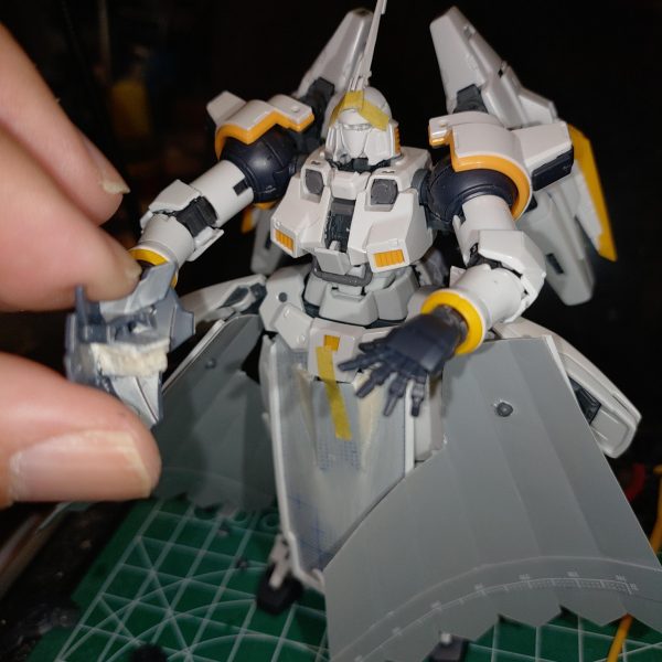 思いの外作業が捗って本体工作完了！後は武器等作れば鬼門の塗装(・ω・｀)年内完成は㍉だけどアナザーコン2作目投稿はイケるかも！？（5枚目）