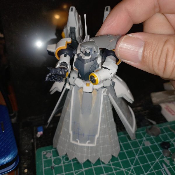 思いの外作業が捗って本体工作完了！後は武器等作れば鬼門の塗装(・ω・｀)年内完成は㍉だけどアナザーコン2作目投稿はイケるかも！？（4枚目）