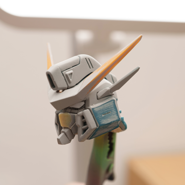 パテで色々やってみた！肩の裏側は普通に埋めてプラバンでやった方が良さそう...（2枚目）