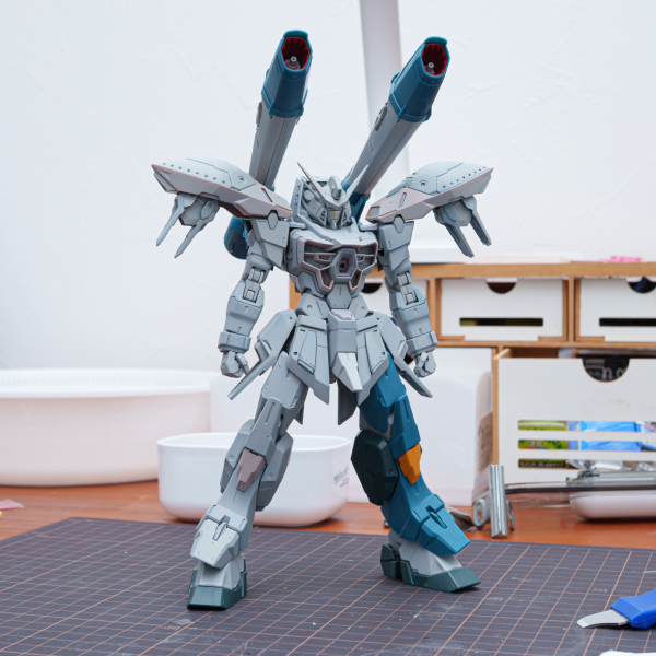 鳥脚加工を終えて脚に錘入れたから仰け反ってしまうこともなくなった。格好いい。（2枚目）