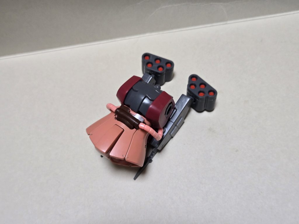 先に書いたようにベースが違うのでビミョーにパーツ合わないんですよね💦切ったり削ったりしてどうにか固定&nbsp;