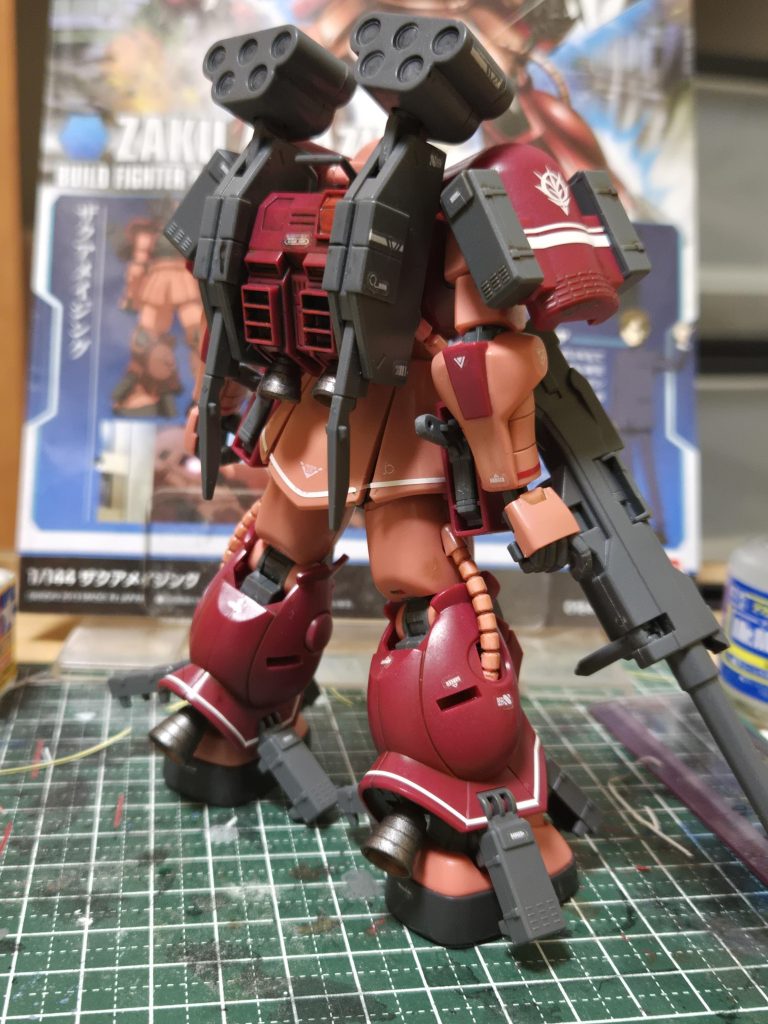 ガンプラバトル設定機体なんであまりジオン軍ポイのも…と思いましたがマーク1個くらいは(((^_^;)