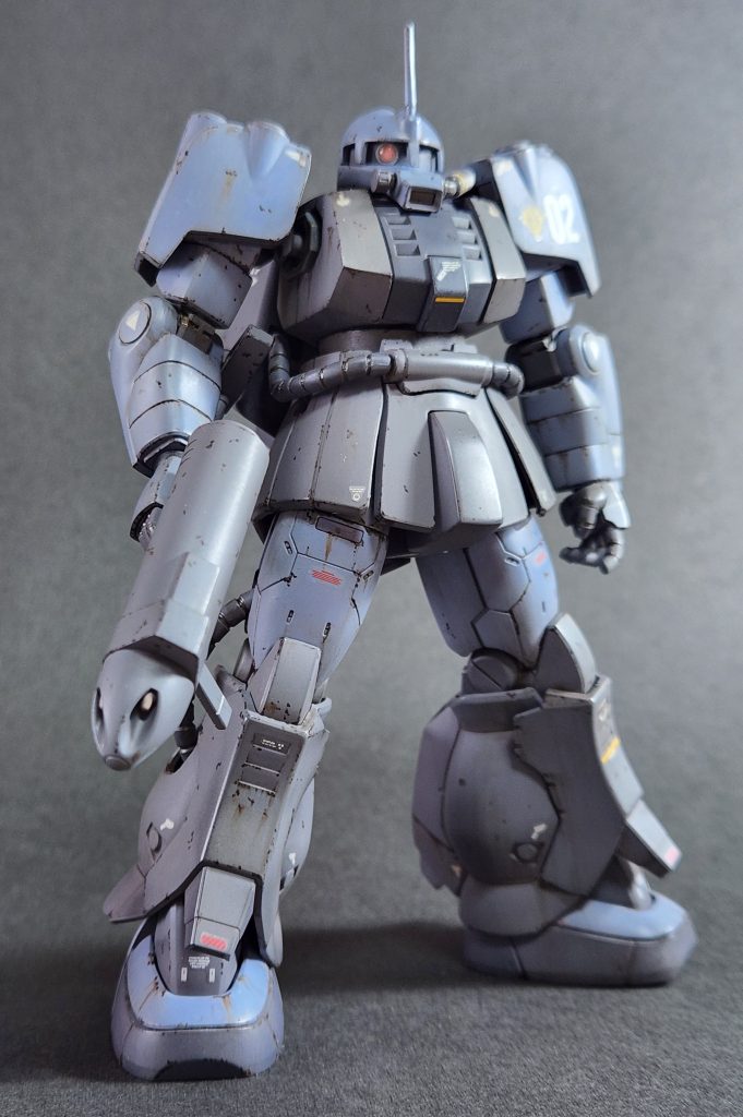 塗装やディテールアップパーツ、スジ彫りやデカールワーク、ウェザリングやスタイル改修、ミキシングビルド等々色んな事をするしない関係なく、単体で何度も見て何度も考えて、全体のバランスの取り方に注目するのが良い事なのかも知れません。私はいつもその時間が至福の時間になっています。