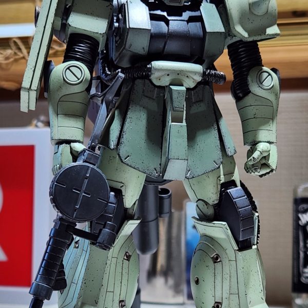 大きいチッピングとウェザリング、デカールは後にして、細かいチッピングだけ終了出来ました。乾燥させてクリアーでセーブしてから続きをしようと思います。（3枚目）