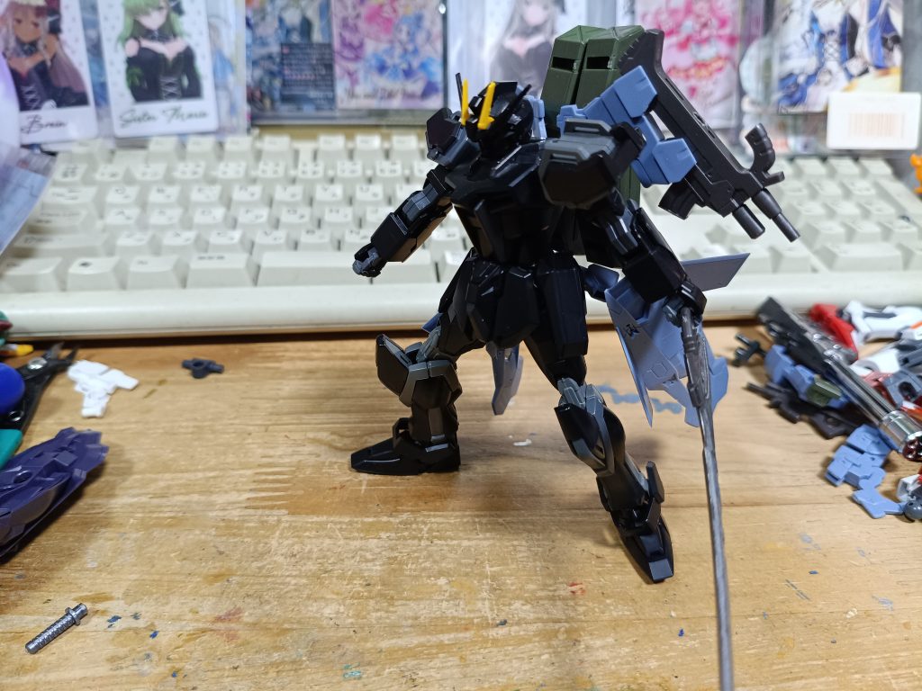 腕プランプランは撮影終了後関節パーツビニールを噛ませて少しは硬くなりました