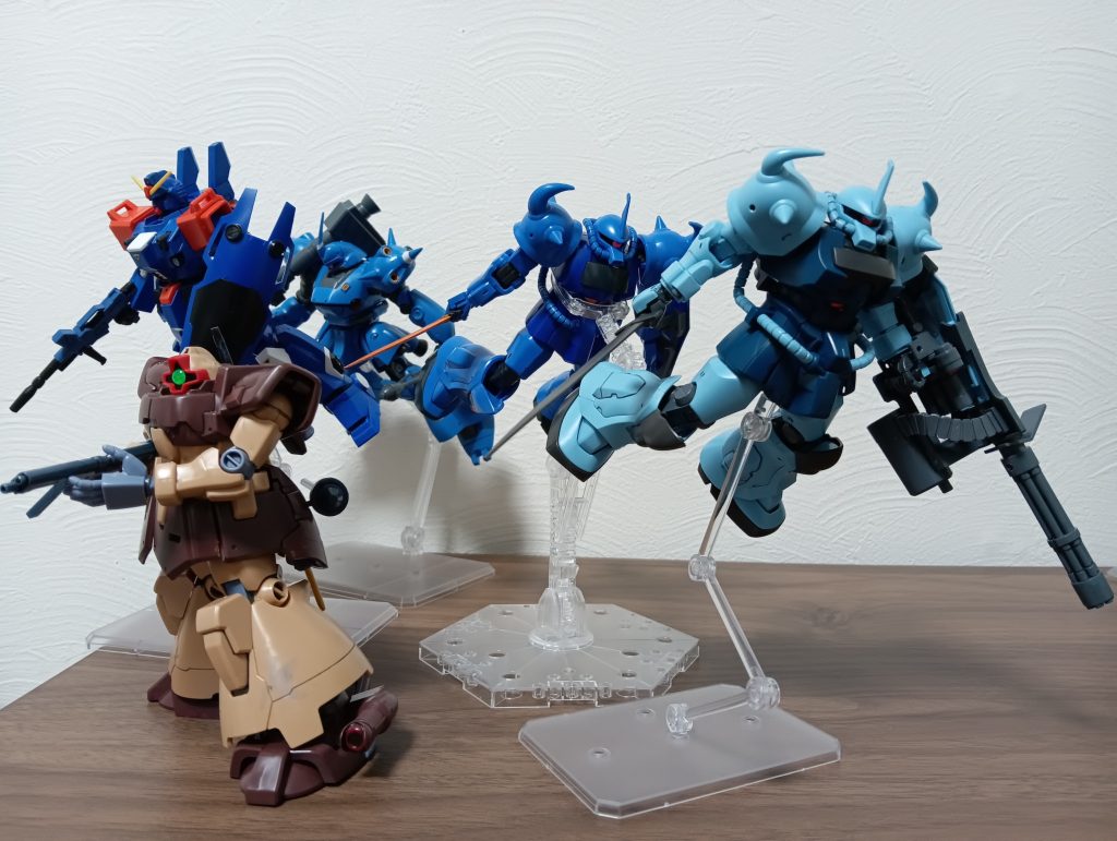 こうなってくるとザクキャノンかザクタンクがギガンが欲しくなりますが、自分の愛機だったギガンのプラモは旧キットとかすらなくプラモ自体が存在しないという悲しい現実…!!