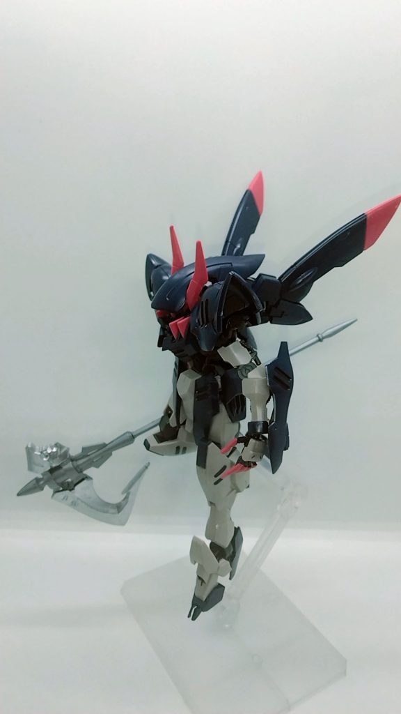 2つ目はHGガンダムグレモリーですダークな雰囲気のグレモリーを撮りたくて挑戦してみましま