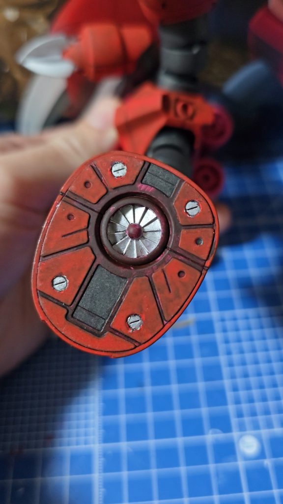 自分なりに足裏部分の塗装はがんばってみました。楽しかったです♪