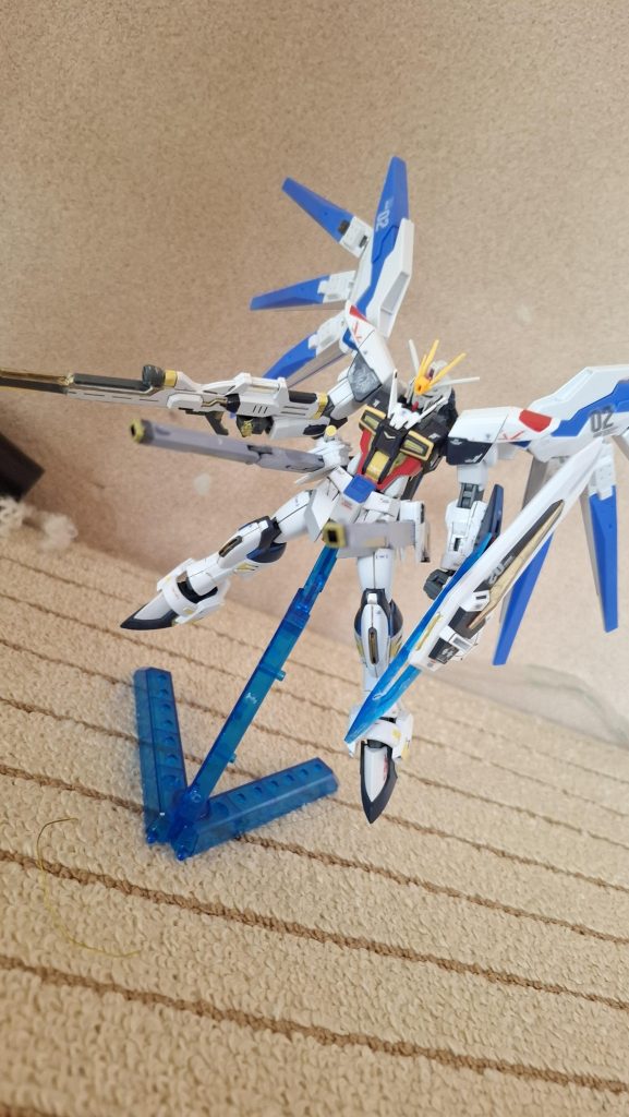 レールガンフィンファンネル射出はスタンド足りない為、視聴者の妄想でお願いしますw