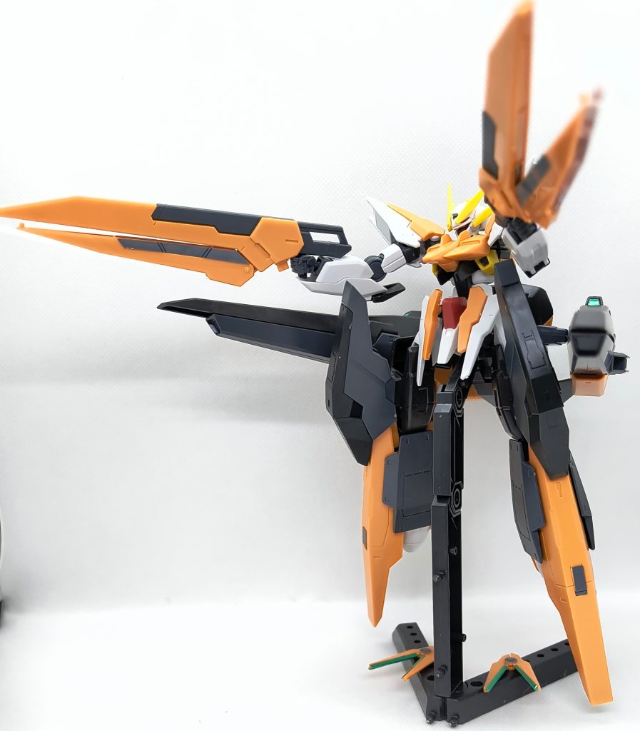 ガンダムハルート(最終決戦仕様)プレバンの再販で購入!劇場版00の機体はみんなかっこいいですが、ハルートはマルートモードの頭部がイケメンでいいですよね