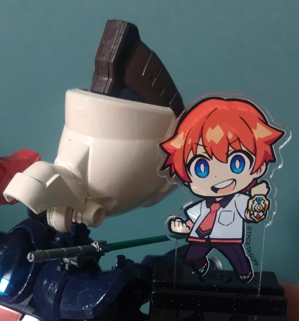 GQ版(ガイア・オルテガ機)には足が3本あるのでこれには主人公であり彼氏の響裕太もガッツポーズ