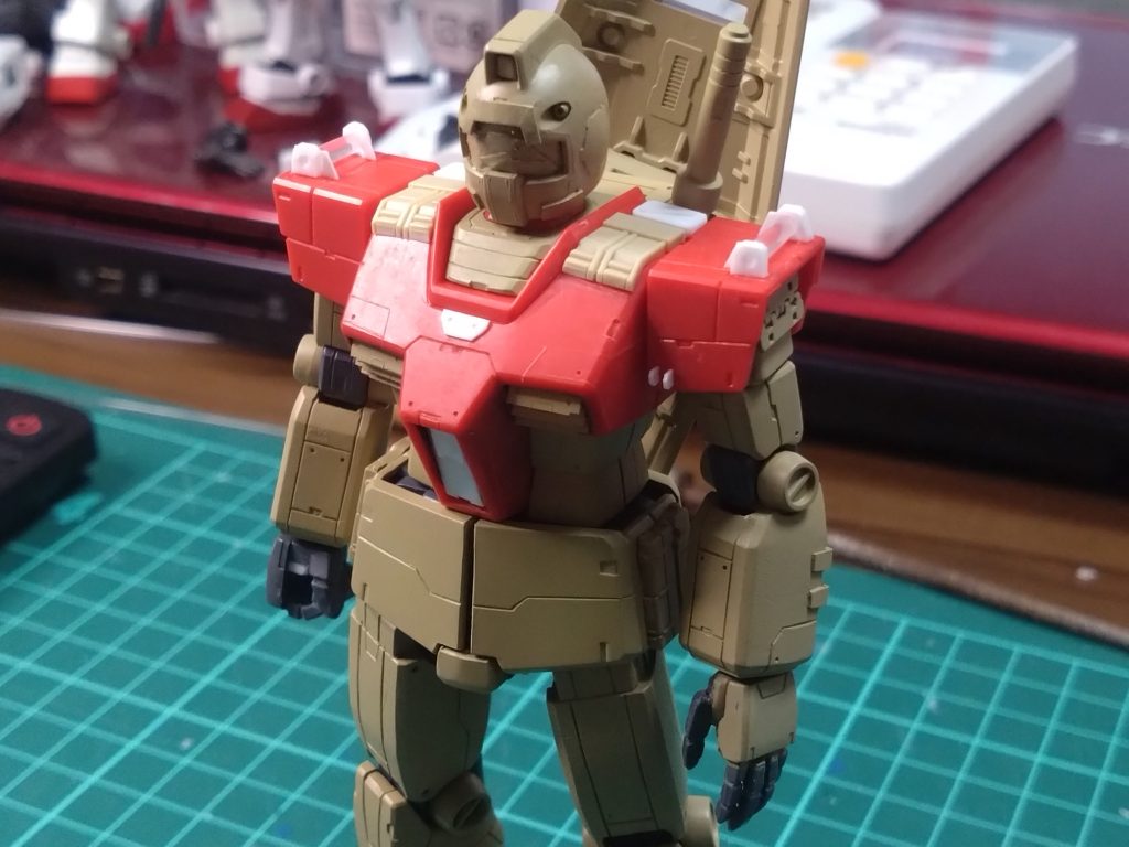 61式にディール負けないようにいろいろ手を付けてみました(> <)wおめめもグリーンはリアリティなかったのでこれも人生はじめてのレジン複製で透明にしています(> <)wそれでは皆様よいお年をお過ごしください♪