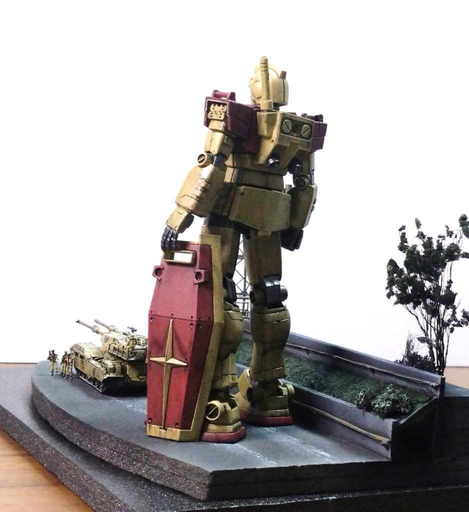 兵士を置くと大きさの比較が出来てリアリティでますね(> <)w