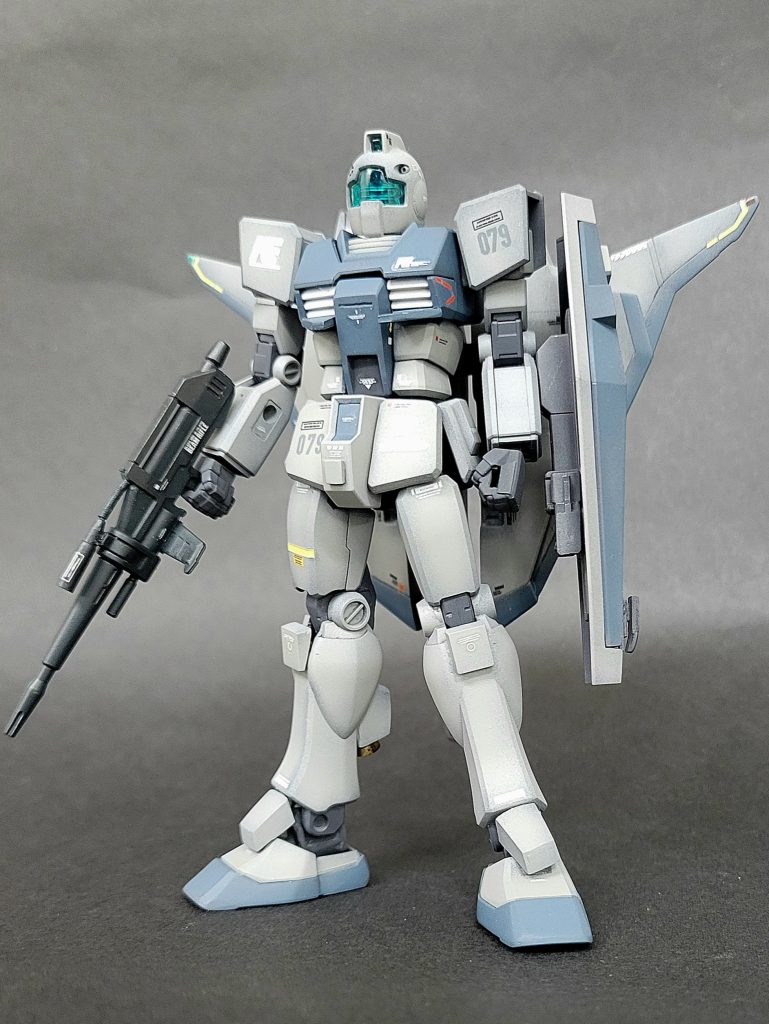 以前、作成したHGUCゼータガンダムのウェーブライダーの基部が残っていたので、ジム(EG ガンダム)を無理やり可変させてみることに。&nbsp;