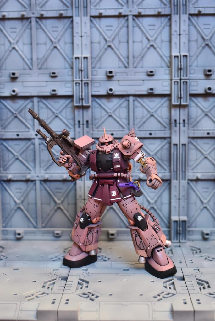 ド定番のザクマシンガンとヒートホーク。