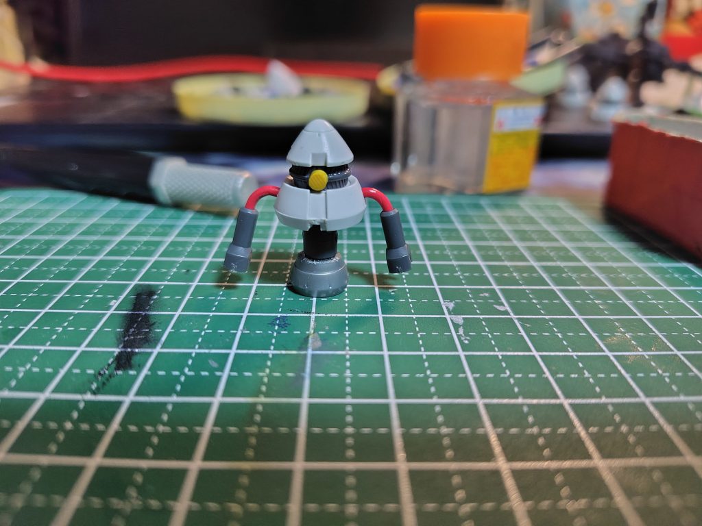 塗装前胴体はエクシアリペアⅡの開放状態のGNドライヴを使って作成しました