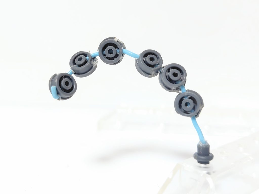 丸い端材が増えたので消費のためにチェーンマインにしました