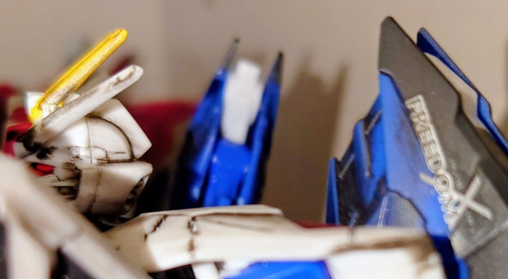 左の翼にフリーダムのデカール