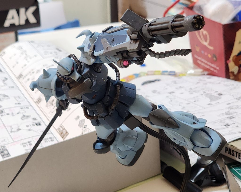 塗りたいのは山々ですが今はリビングモデラーですので簡単フィニッシュで😅