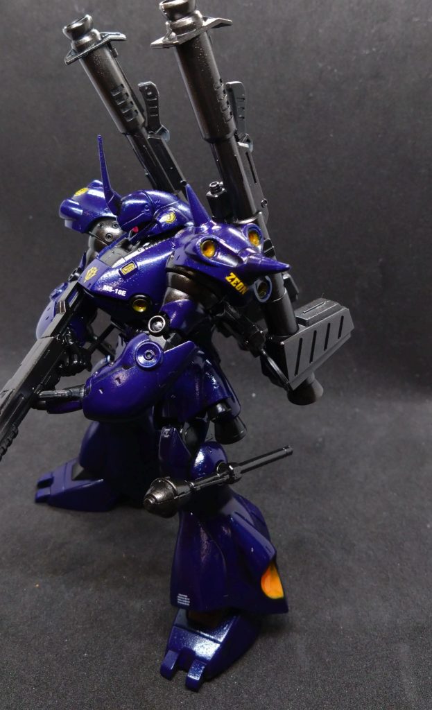 スポンジと筆併用。錬鉄色だったか？が非常にいい色。メタリックブルーでテッカテカ。