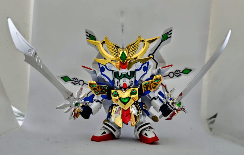 最終決戦verのものを墨入れ。で、號斗丸といえば二刀流でしょ！という事でクリアカラーの飛駆鳥大将軍に付属していた光凰剣を拝借。